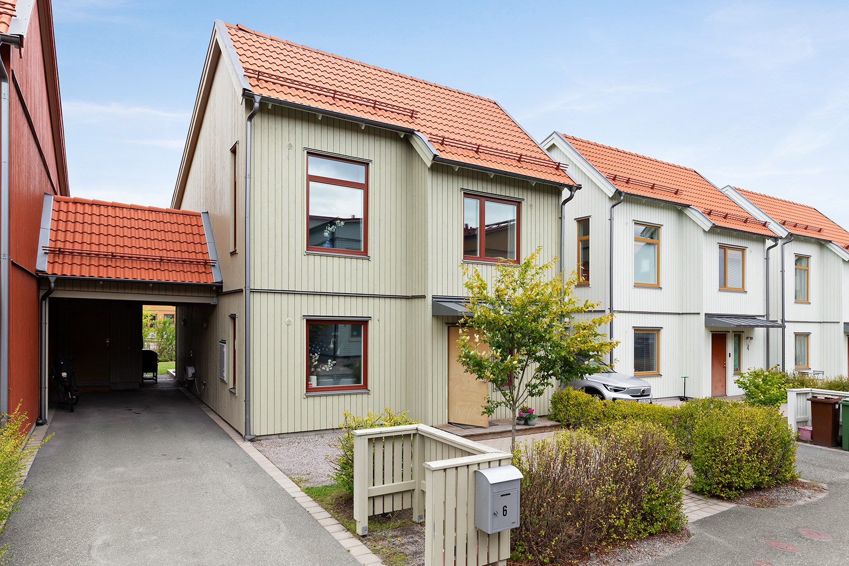 Rödklövergatan 6 - Friliggande villa Upplands Väsby